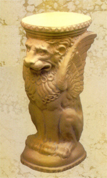 Griffin Winged Lion Pedestal